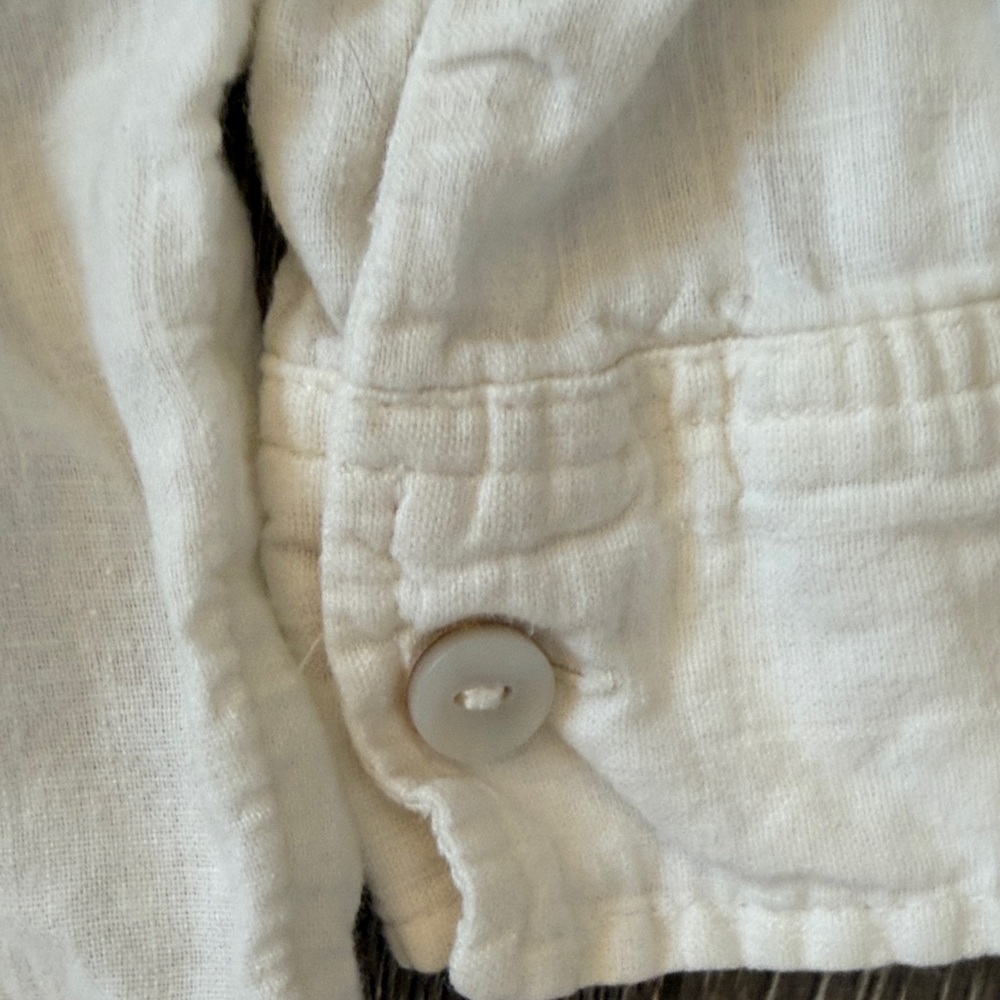 American Eagle oversized Button-Up Shirt - Picture 9 of 9